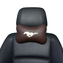 Подушка под шею с вышивкой 